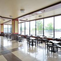 Вид столовой или кафе Бизнес-центр «Quadroom»